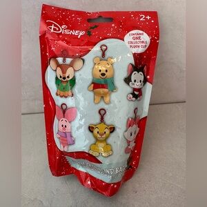 Disney WINNIE THE POOH & FRIENDS Clip Blind Bag Plush Character NIB